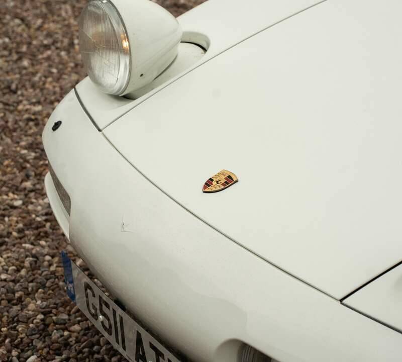 Image 39/50 of Porsche 928 S4 (1990)