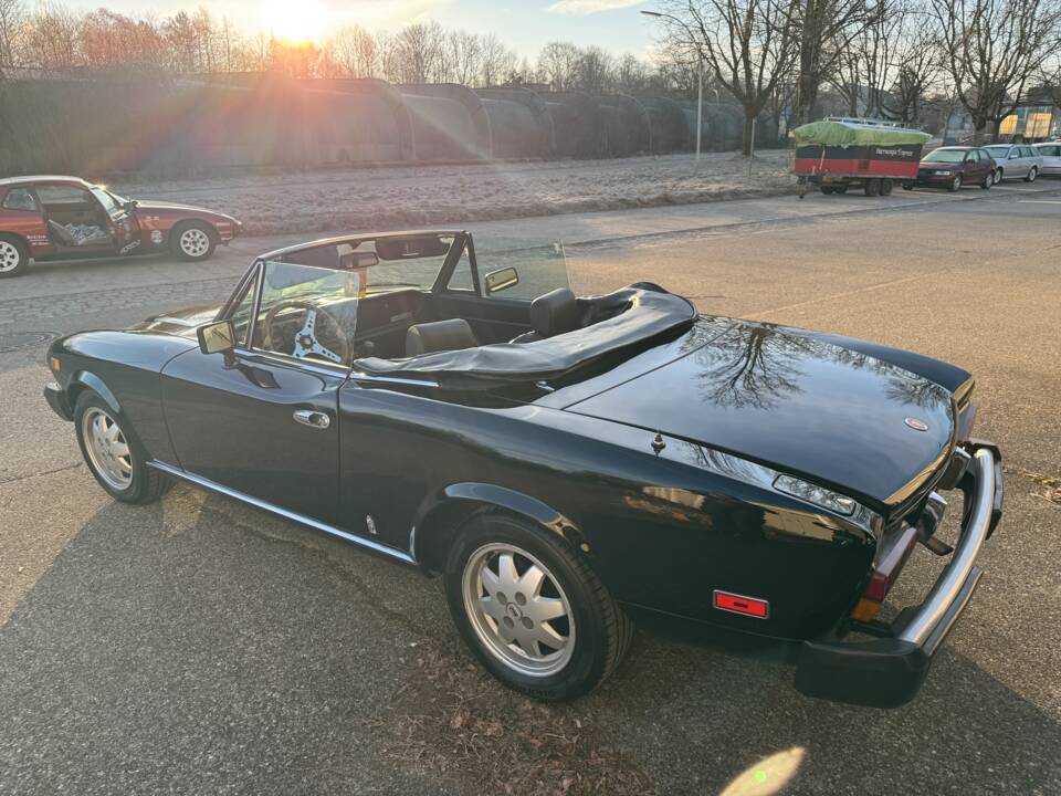 Bild 23/24 von FIAT Spider 2000 (1981)