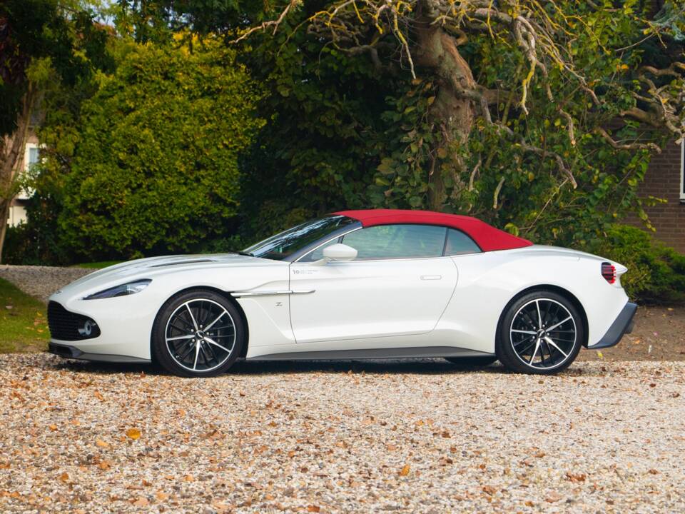 Bild 20/37 von Aston Martin Vanquish Zagato Volante (2017)