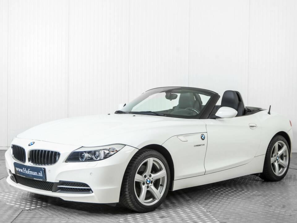 Image 1/50 of BMW Z4 sDrive23i (2010)