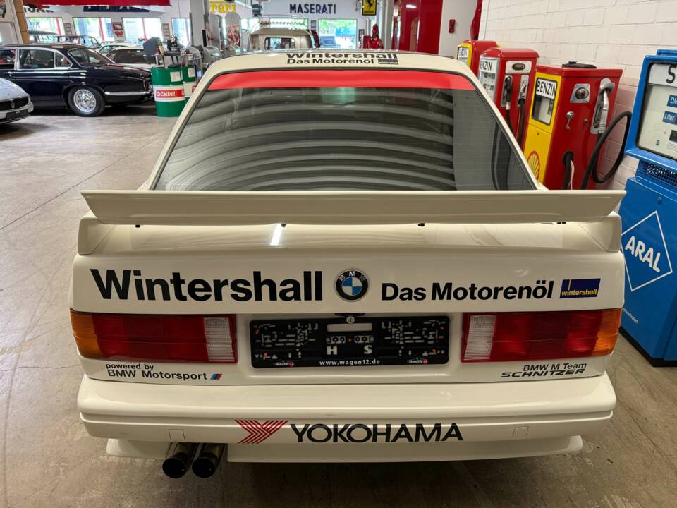 Image 17/20 of BMW M3 (1991)