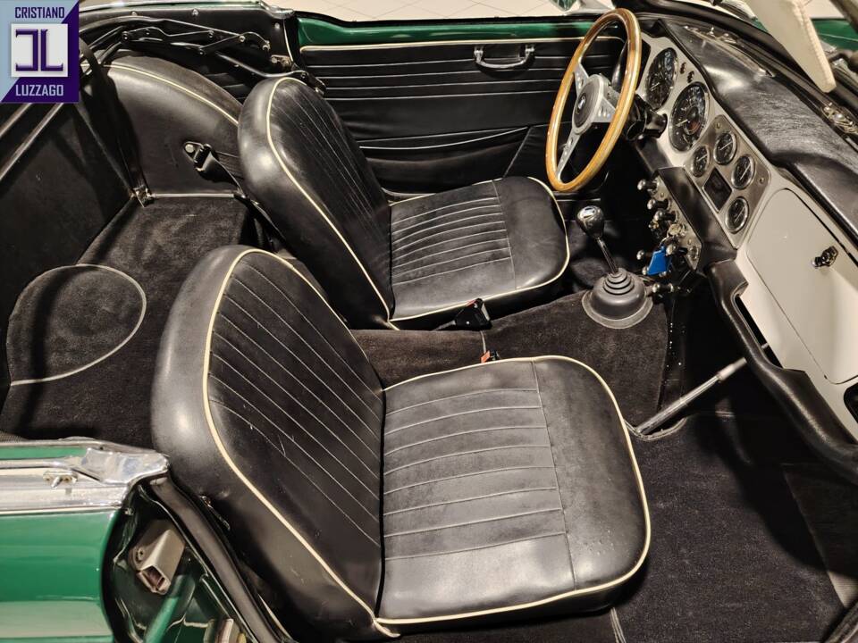 Image 36/48 de Triumph TR 4 (1962)