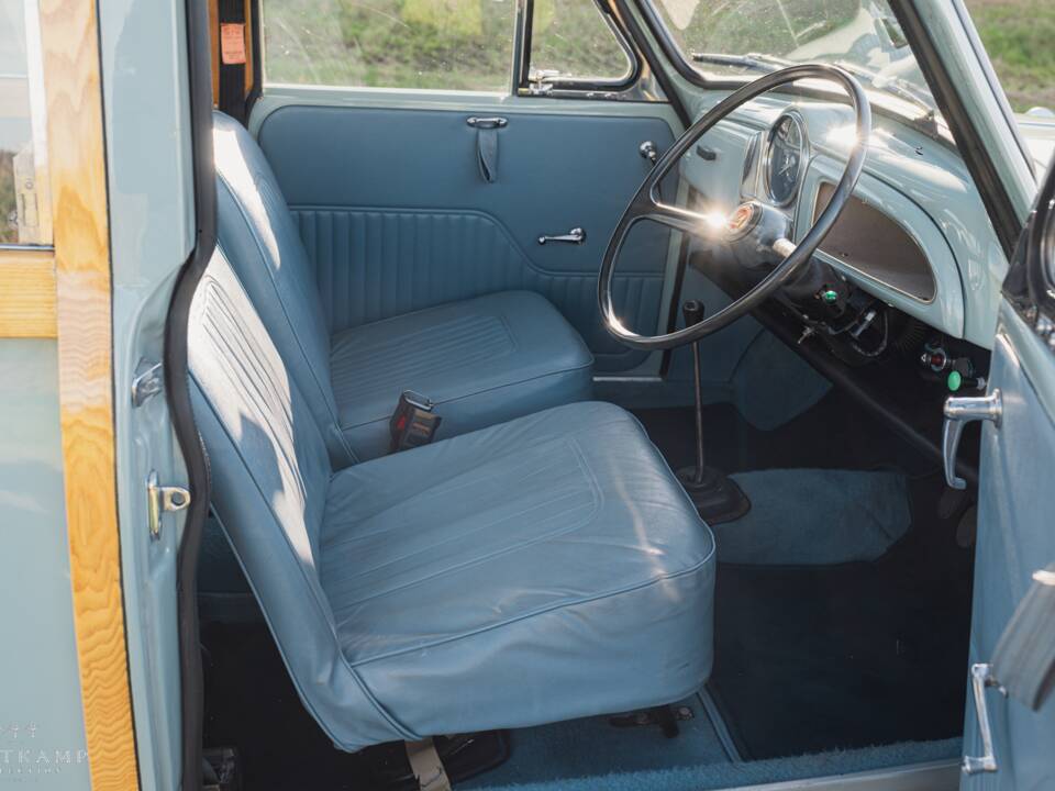 Immagine 15/17 di Morris Minor 1000 Traveller (1968)