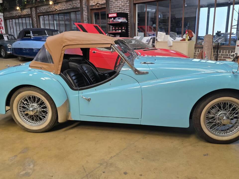 Image 11/50 of Triumph TR 3A (1959)