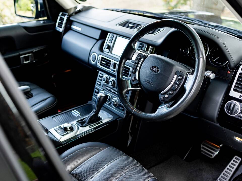 Image 4/50 de Land Rover Range Rover Vogue TDV8 (2009)
