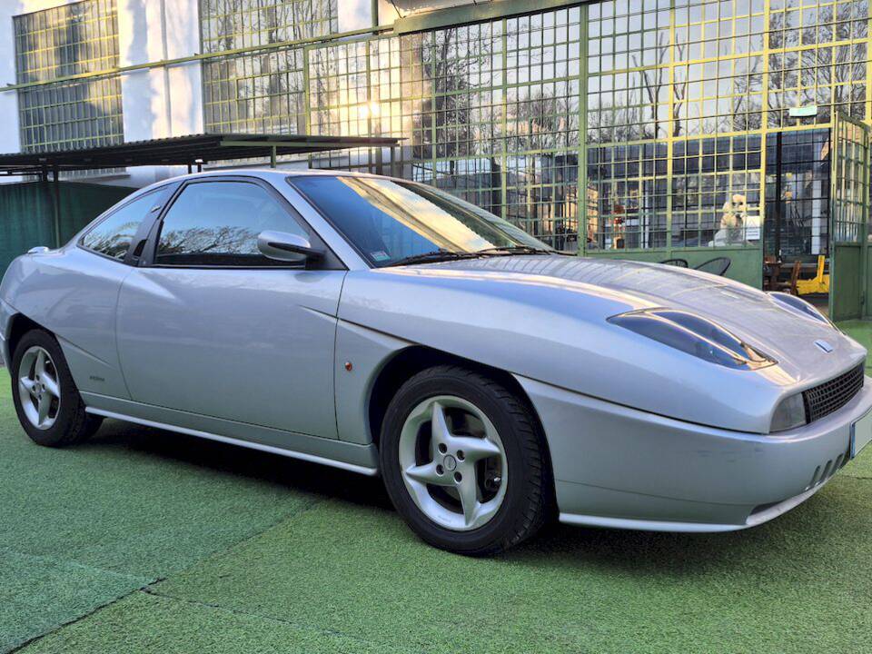 Immagine 9/43 di FIAT Coupé 2.0 20V (1999)