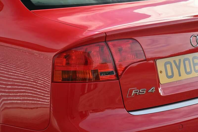 Image 27/50 of Audi RS4 (2006)