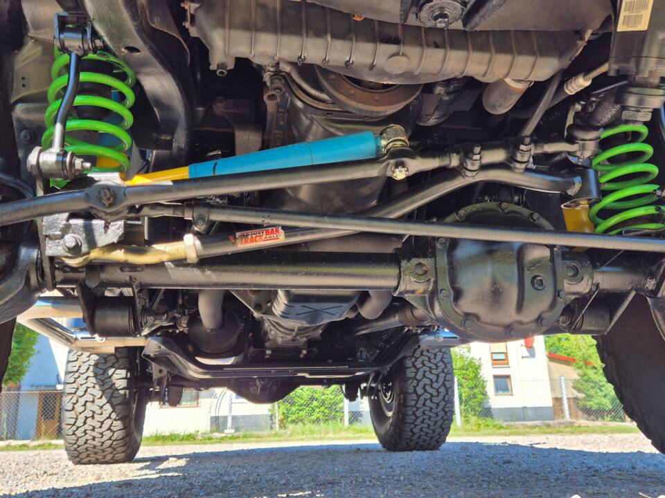 Bild 17/22 von Jeep Wrangler Sahara 4.0L (2004)