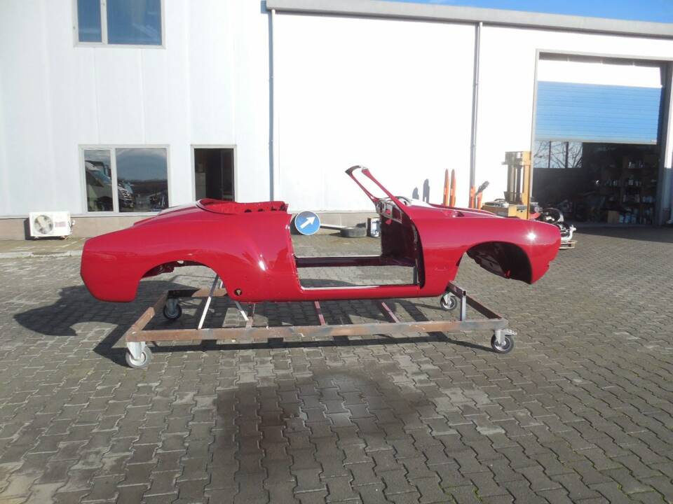 Image 42/63 of Volkswagen Karmann Ghia 1500 (1971)