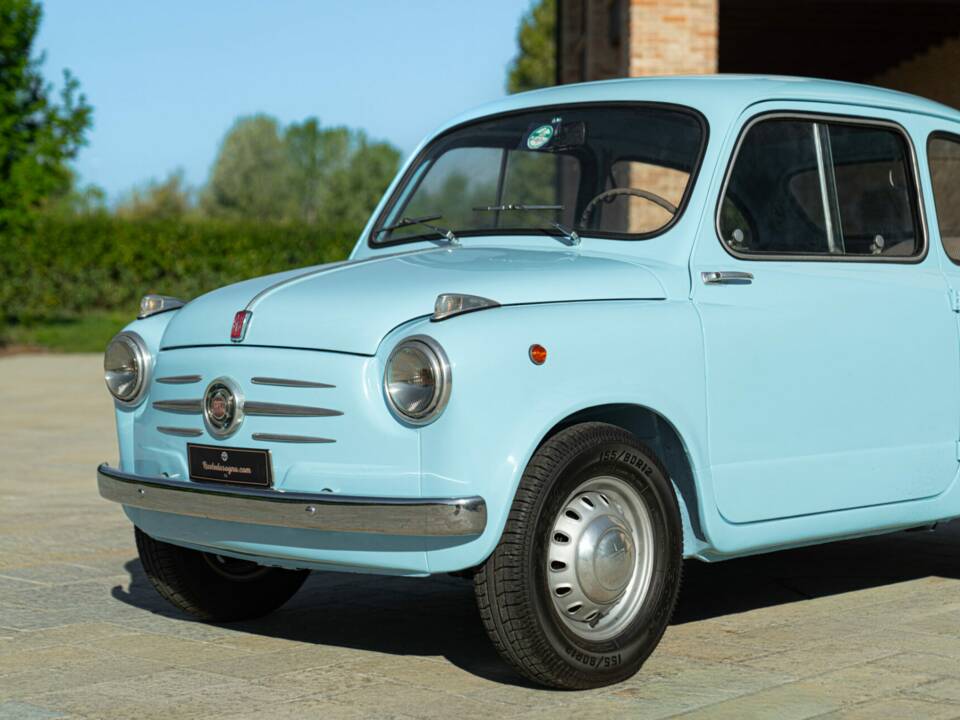 Image 24/49 of FIAT 600 (1957)