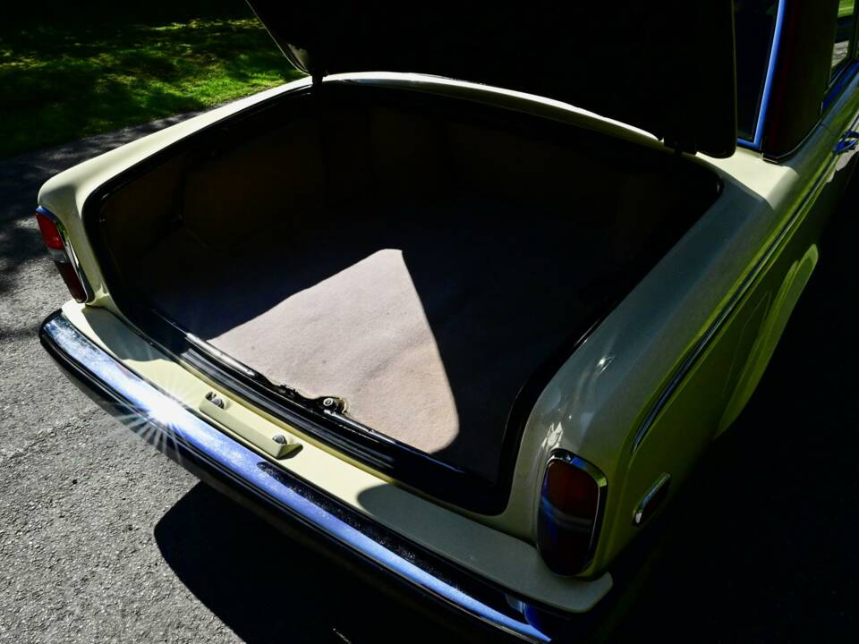 Bild 31/50 von Rolls-Royce Silver Shadow I (1977)