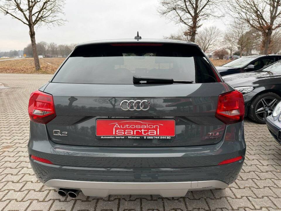 Image 9/18 de Audi Q2 2.0 TDI (2018)