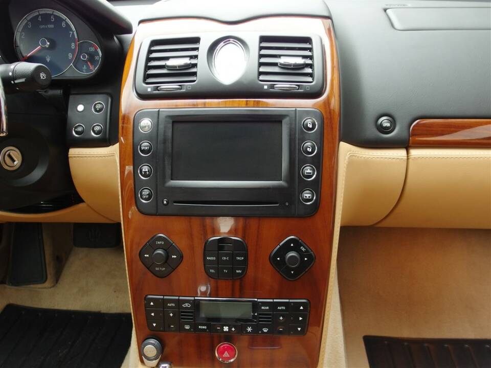 Image 63/99 de Maserati Quattroporte 4.2 (2006)
