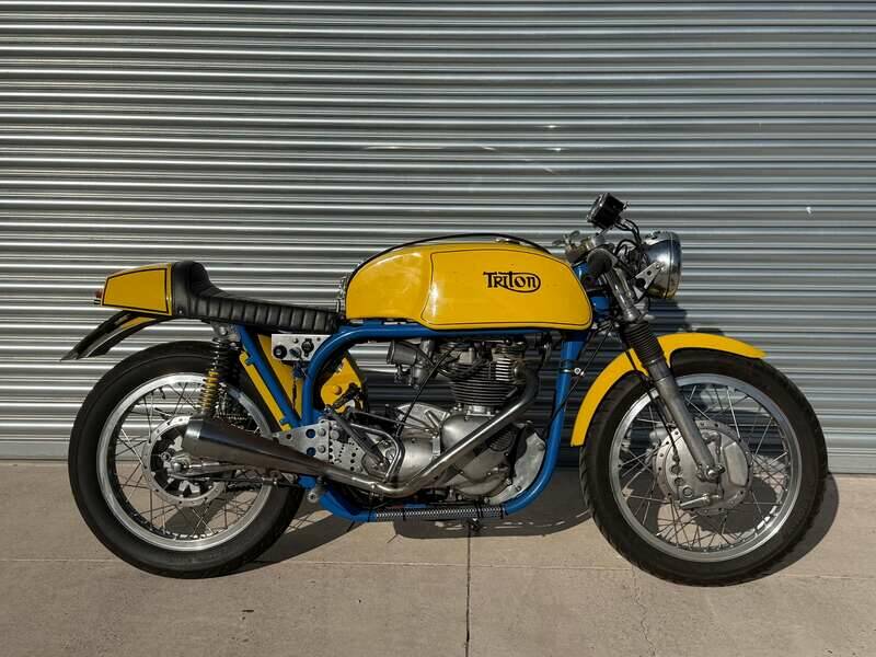 Image 1/45 of Norton Triton 650 (1961)