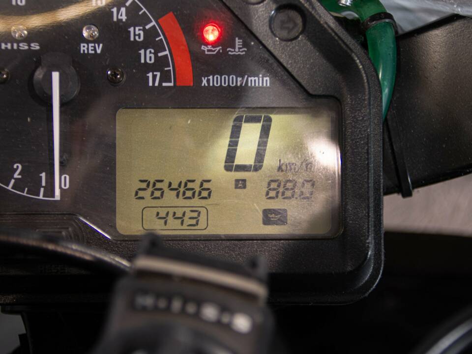 Image 45/50 de Honda DUMMY (2004)