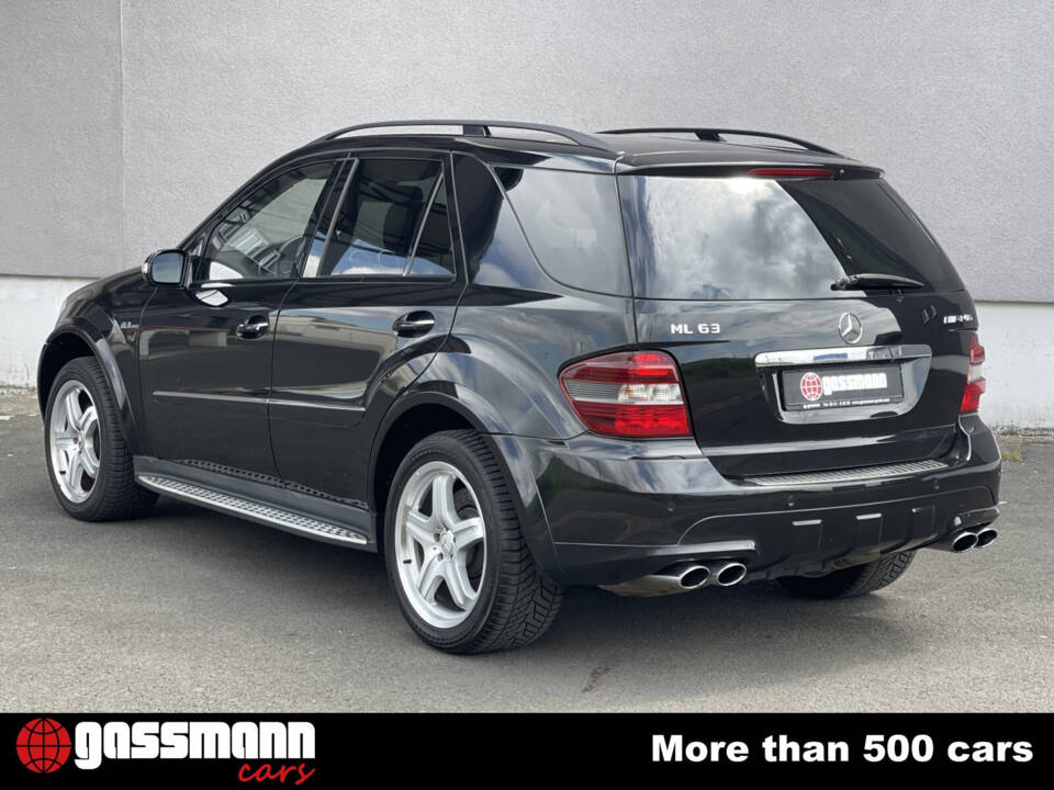 Bild 8/15 von Mercedes-Benz ML 63 AMG (2006)