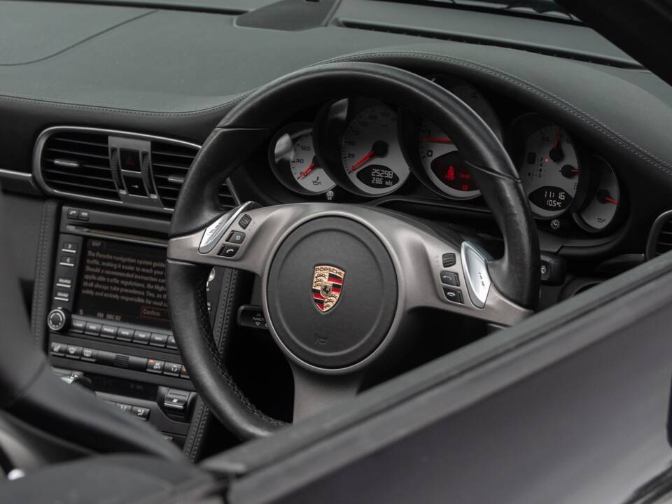 Bild 15/50 von Porsche 911 Carrera S (2009)