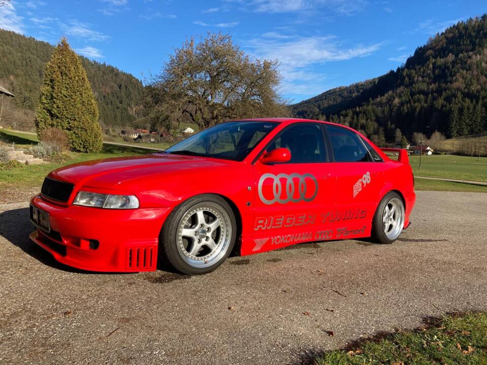 Bild 4/8 von Audi A4 1.8 T (1997)