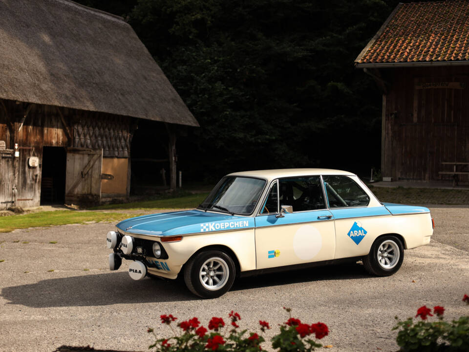 Image 55/80 de BMW 2002 (1975)