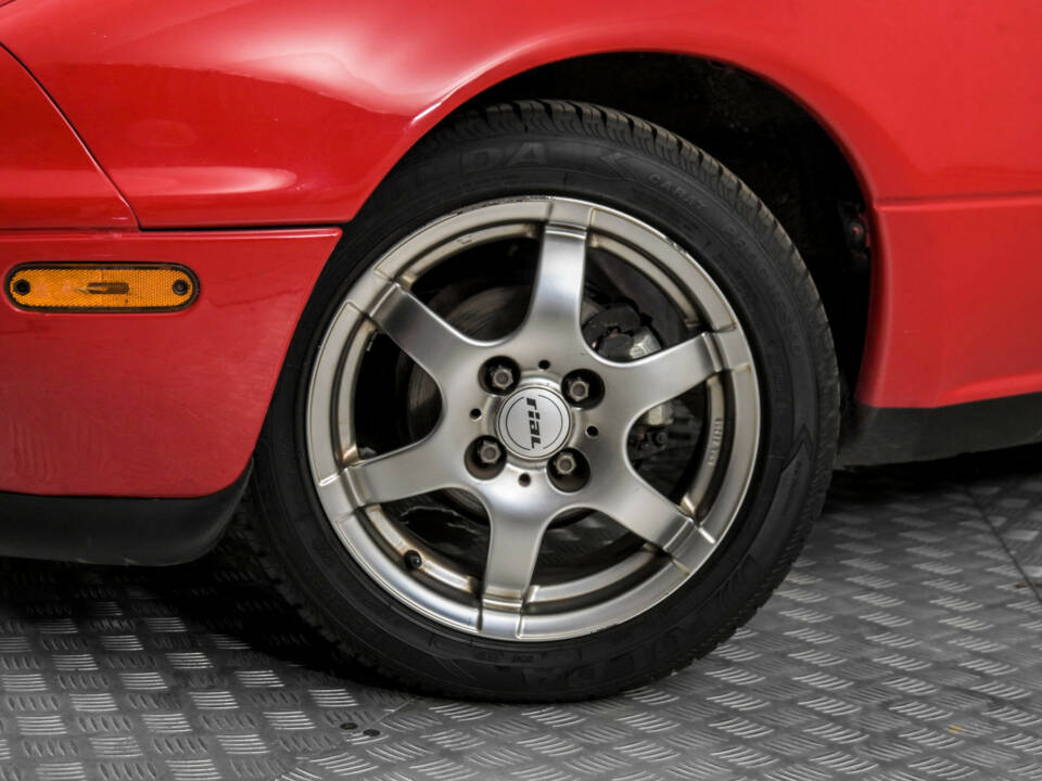 Afbeelding 4/50 van Mazda MX 5 (1990)