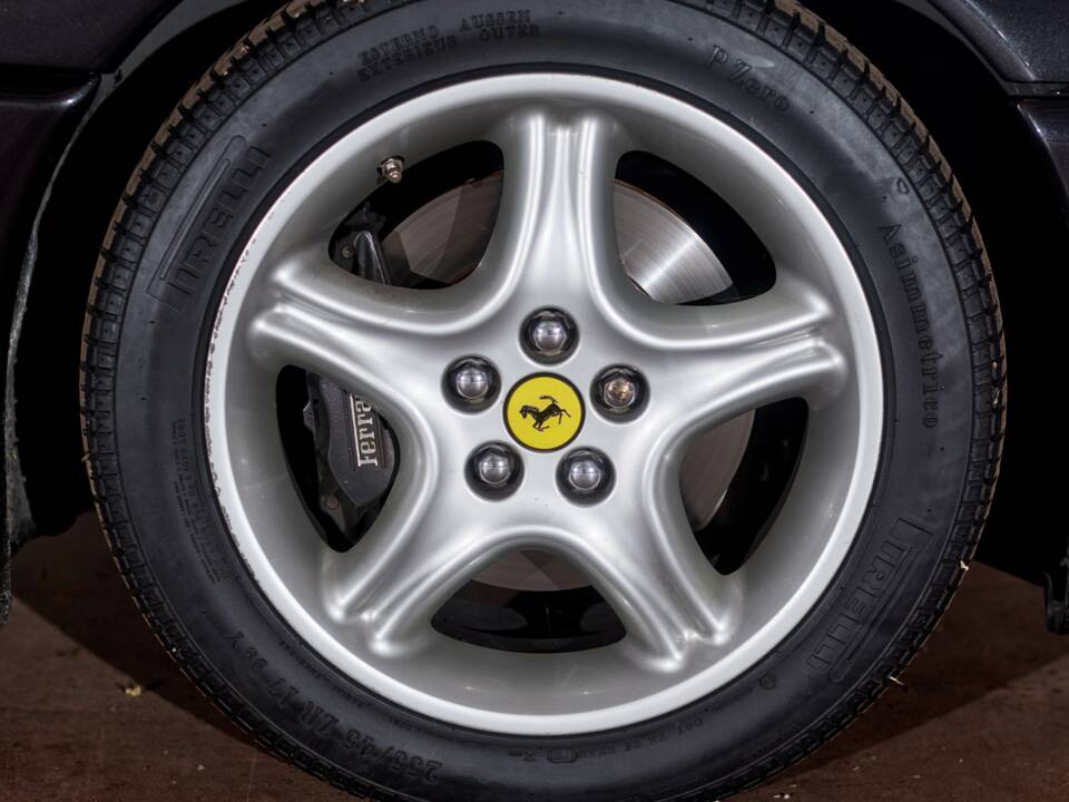 Image 28/35 of Ferrari 456 GT (1995)