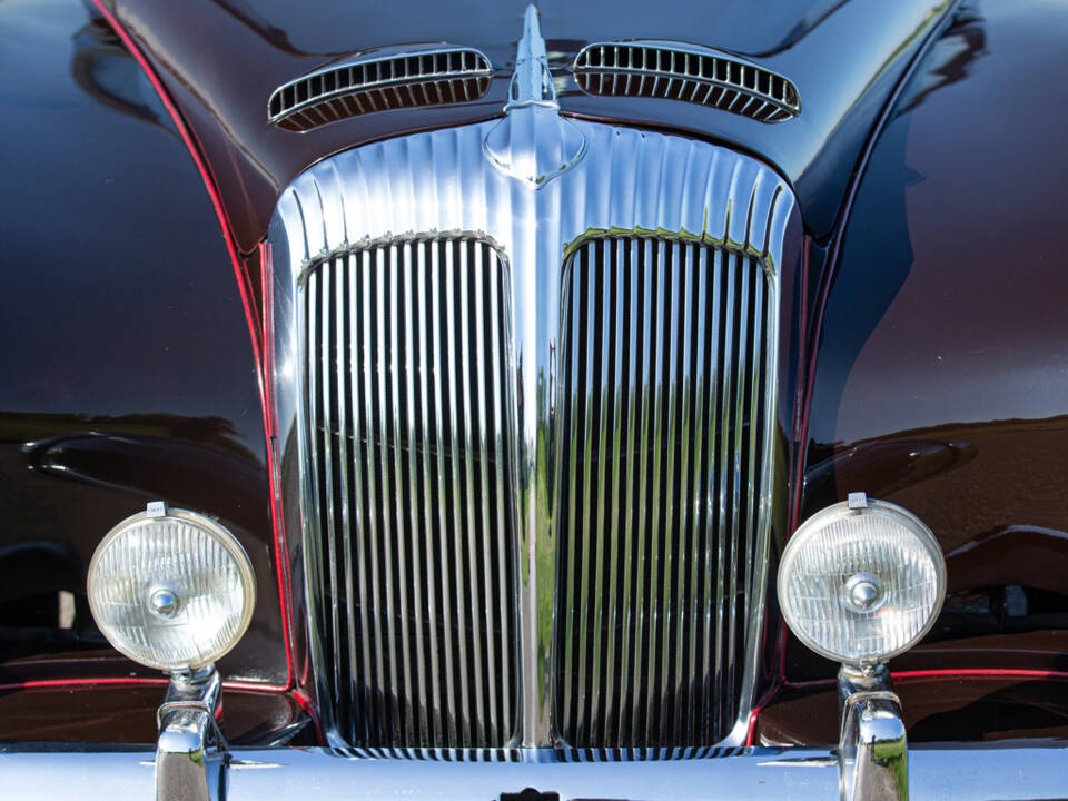 Bild 36/45 von Daimler Conquest DHC (1957)