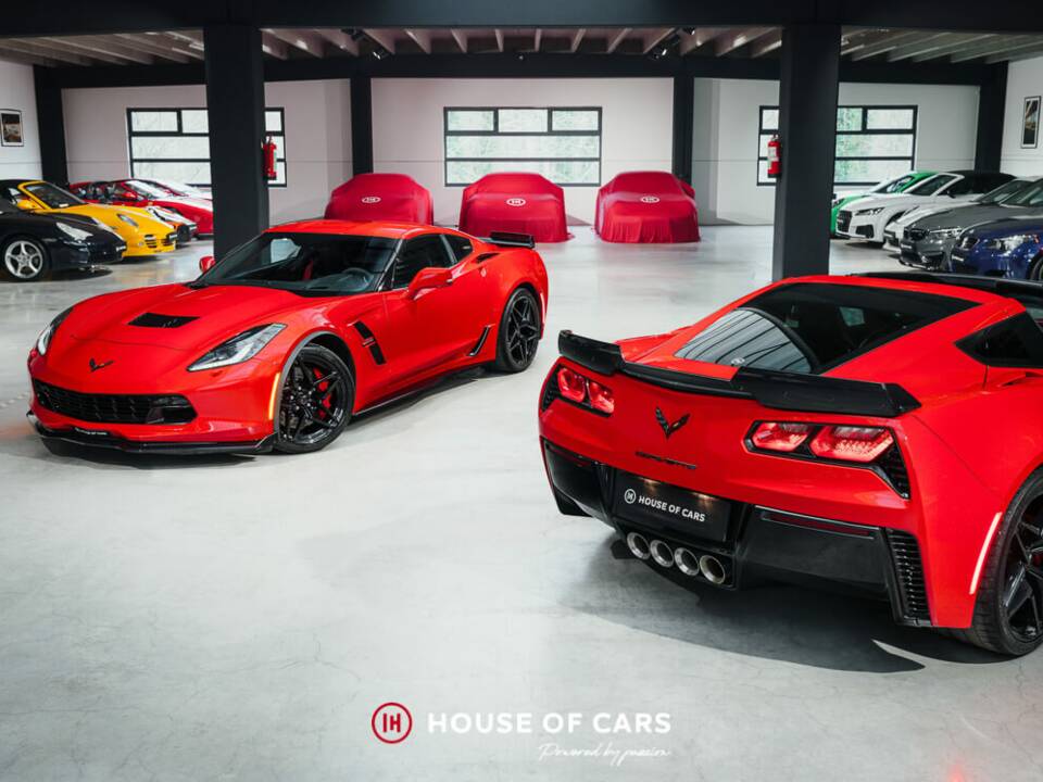 Image 1/23 of Chevrolet Corvette Stingray (2019)
