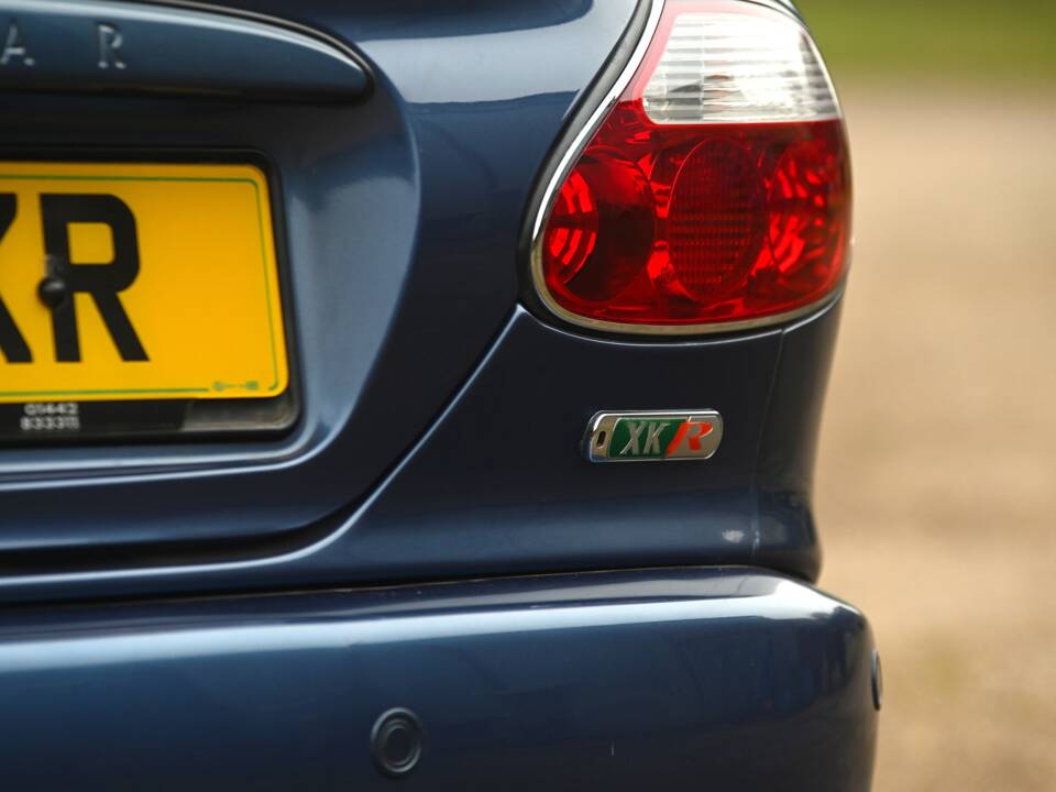 Image 8/26 de Jaguar XKR (2004)