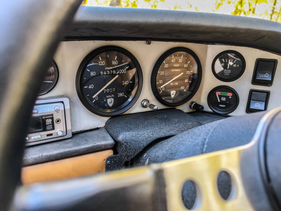 Bild 23/35 von Lamborghini Espada 400 GT (1976)