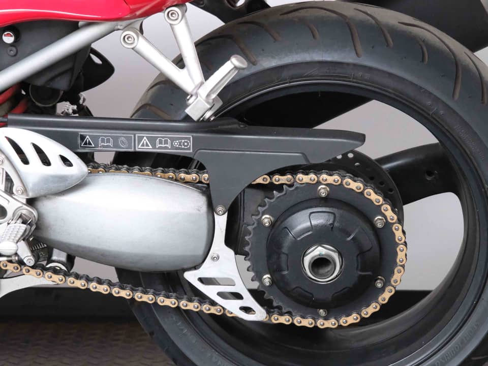 Image 27/66 of Triumph Daytona T595 (1998)