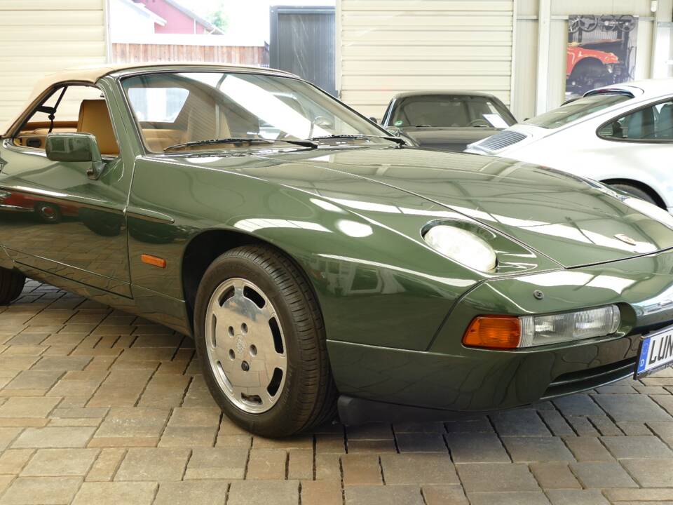 Bild 2/23 von Porsche 928 S4 (1989)
