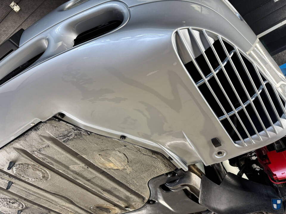 Image 76/90 de Porsche 911 Carrera 4S (1996)