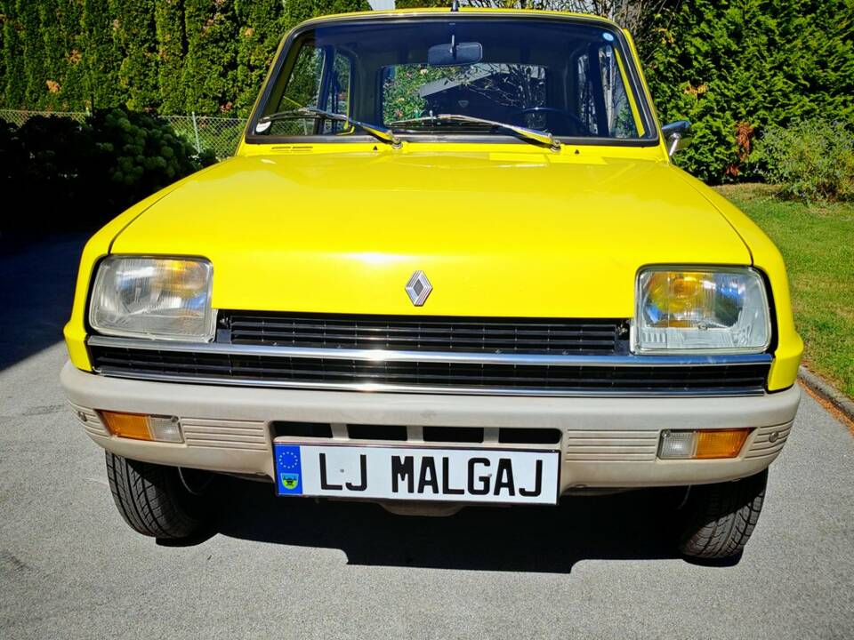 Bild 3/8 von Renault R 5 TL (1974)