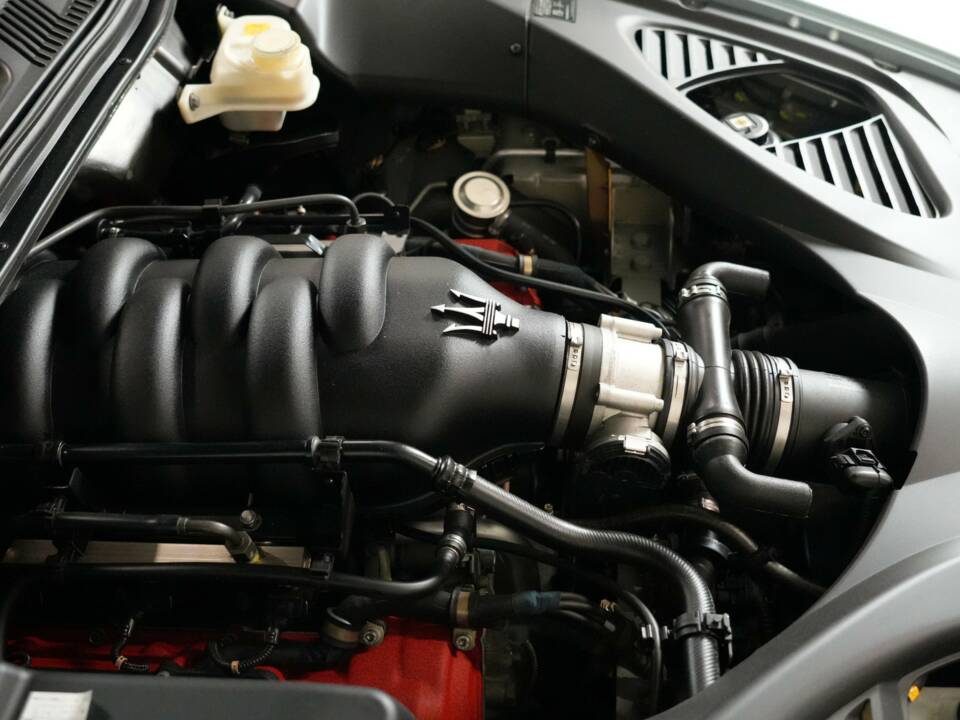 Bild 37/38 von Maserati Quattroporte 4.2 (2005)
