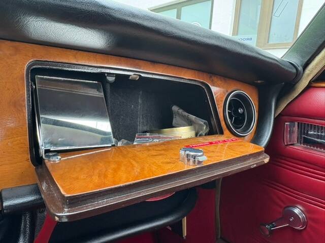 Bild 38/40 von Jaguar XJ 6 4.2 (1971)