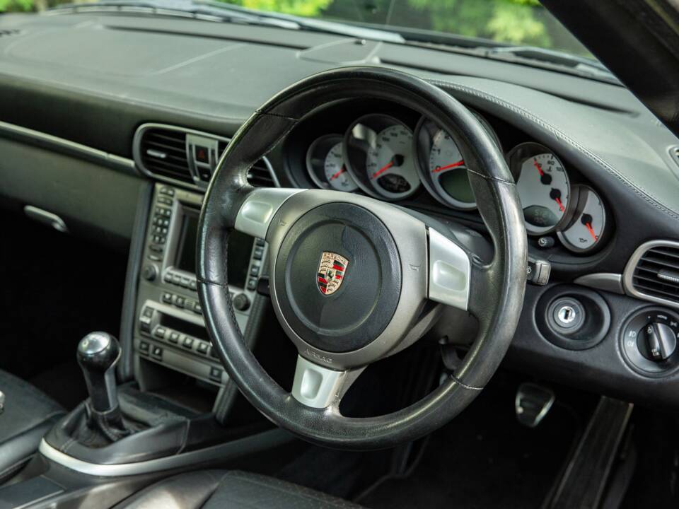 Immagine 4/37 di Porsche 911 Carrera S (2006)
