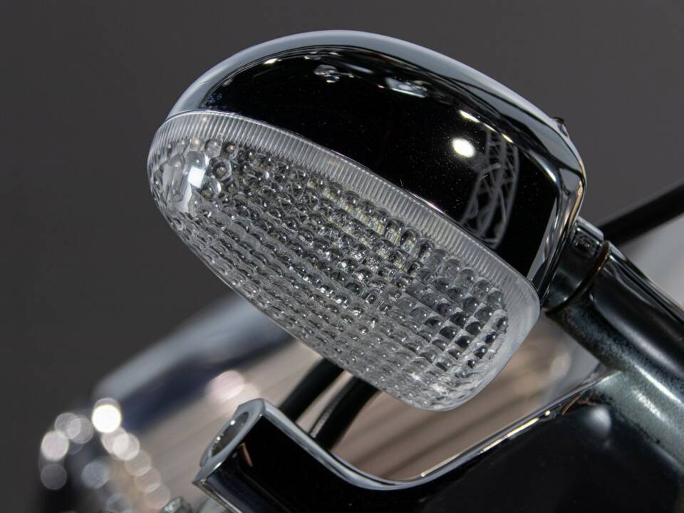 Image 29/50 of BMW R 1200 C (2001)