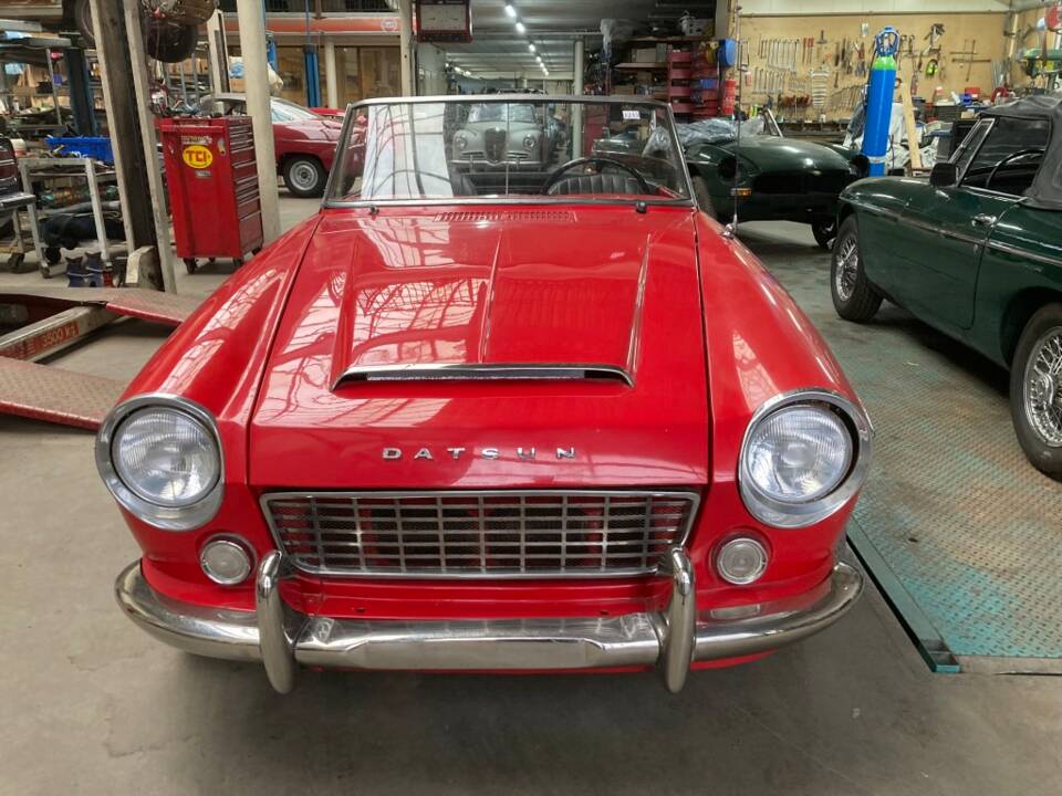 Image 13/33 of Datsun Fairlady 1500 (1964)