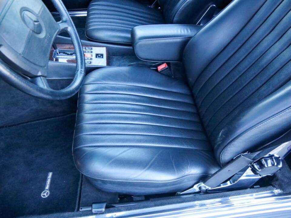 Bild 30/50 von Mercedes-Benz 560 SL (1987)