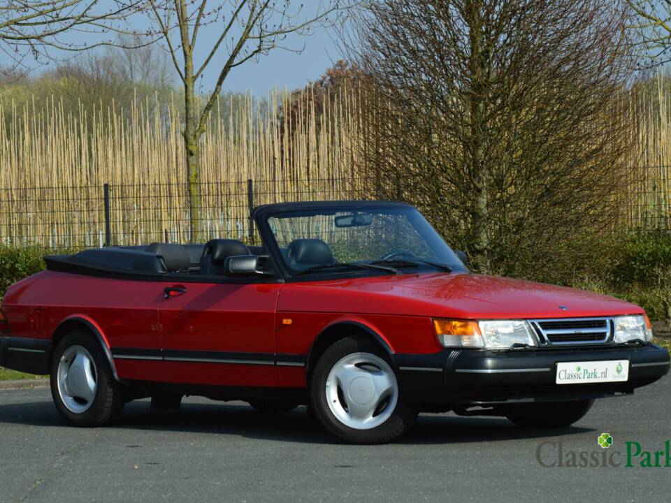 Bild 18/50 von Saab 900 2.0i 16V (1993)
