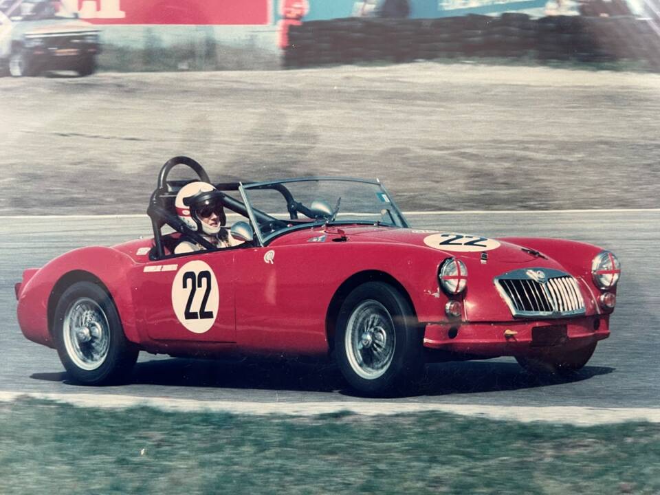 Imagen 17/18 de MG MGA 1600 (1962)