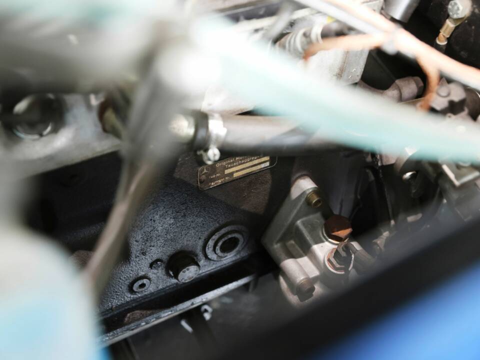 Image 44/50 of Mercedes-Benz 220 SE b (1962)