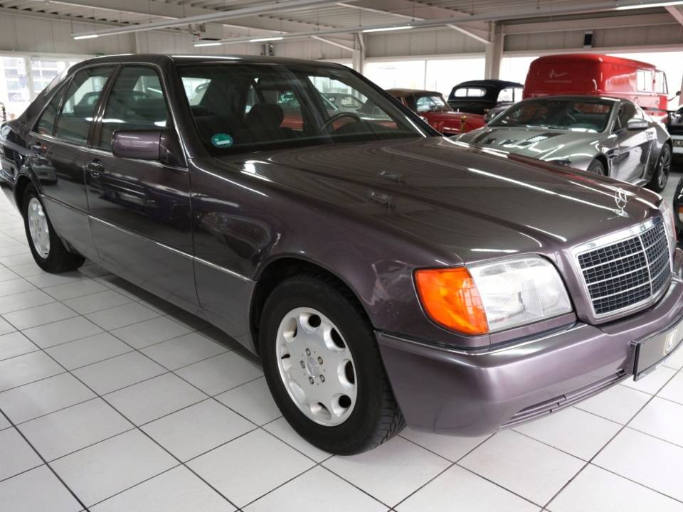 Image 1/14 of Mercedes-Benz 500 SE (1991)