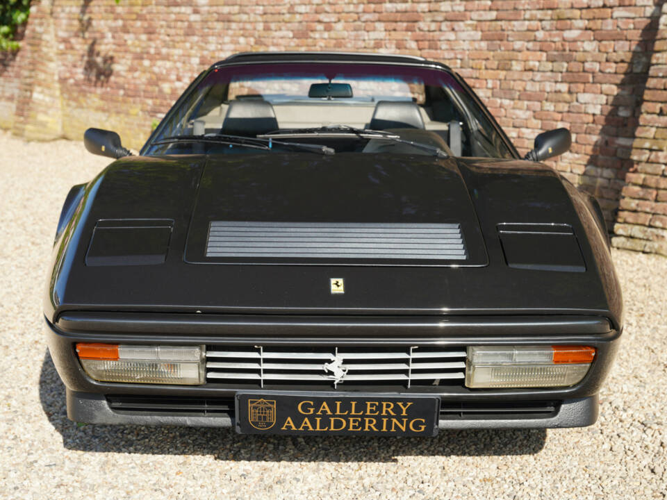 Image 5/50 of Ferrari 328 GTS (1987)