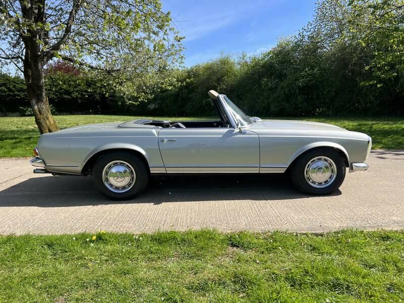 Image 5/15 of Mercedes-Benz 230 SL (1967)