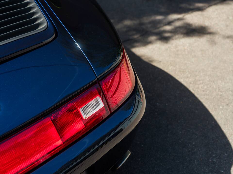 Bild 13/62 von Porsche 911 Carrera 4 (1996)