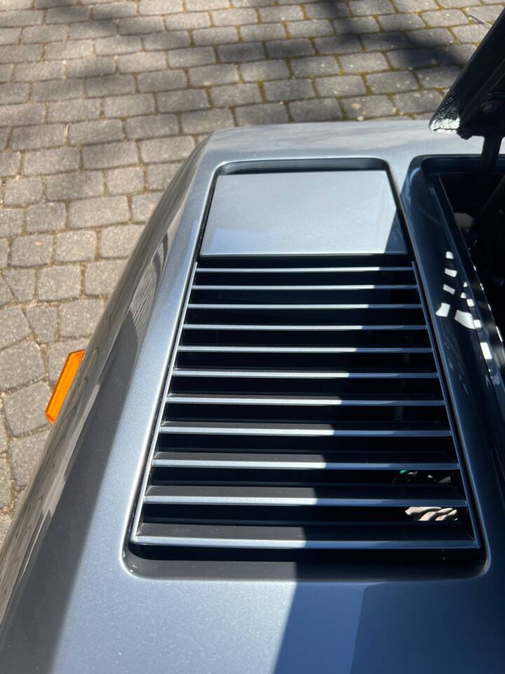 Image 46/114 de Ferrari 308 GTS Quattrovalvole (1985)