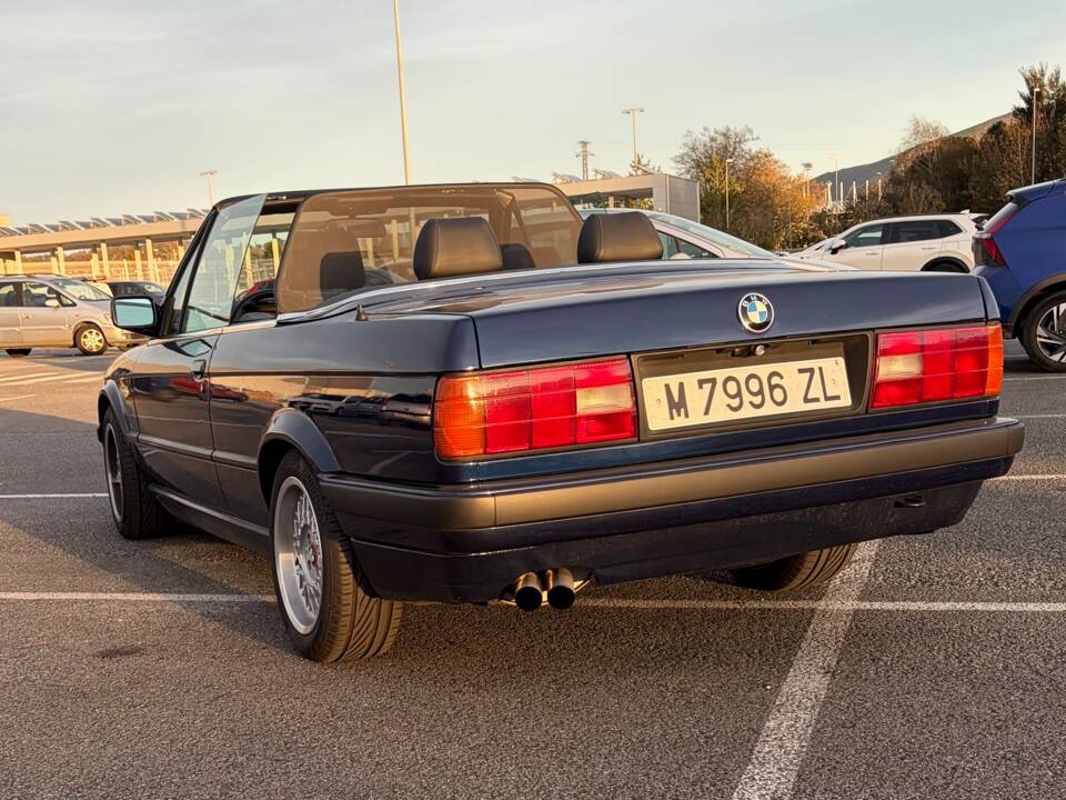 Bild 3/55 von BMW 320i (1991)