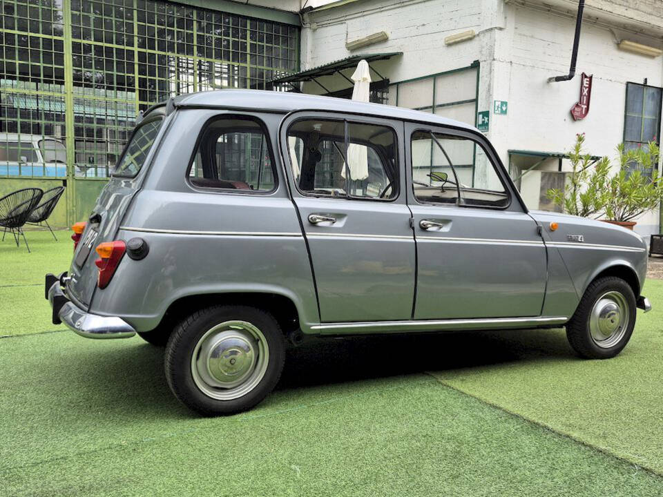 Bild 9/54 von Renault R 4 (1972)