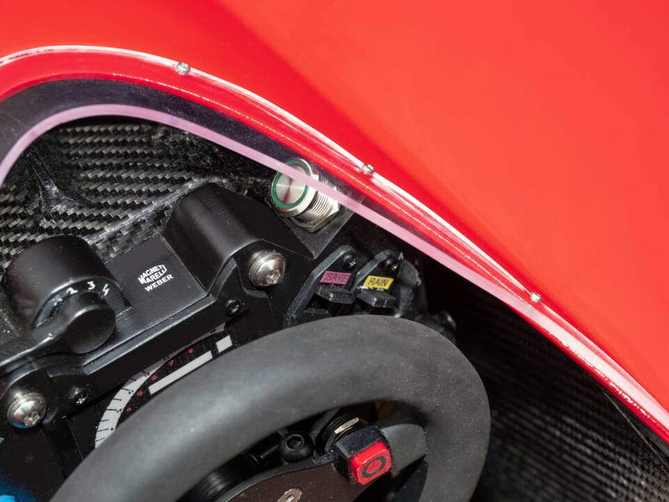 Image 38/85 of Ferrari 641 (1990)